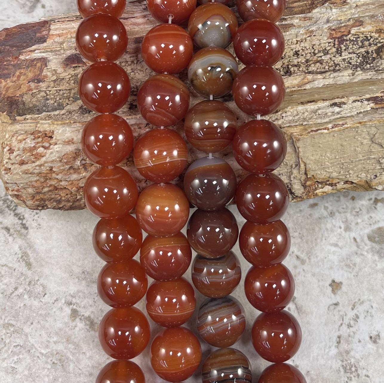 Carnelian aka Banded Agate, Round 12mm 18mm-3